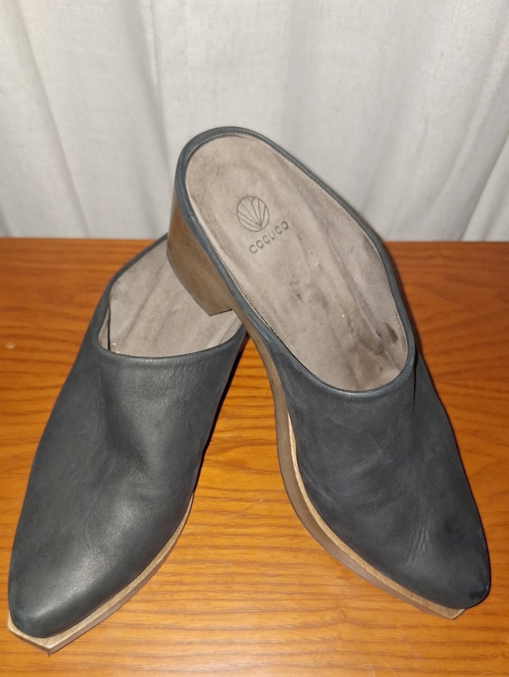 Coclico Women's Black Leather Slip-On Mules Fall 10/41